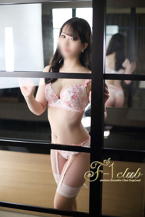 井澤　彩華