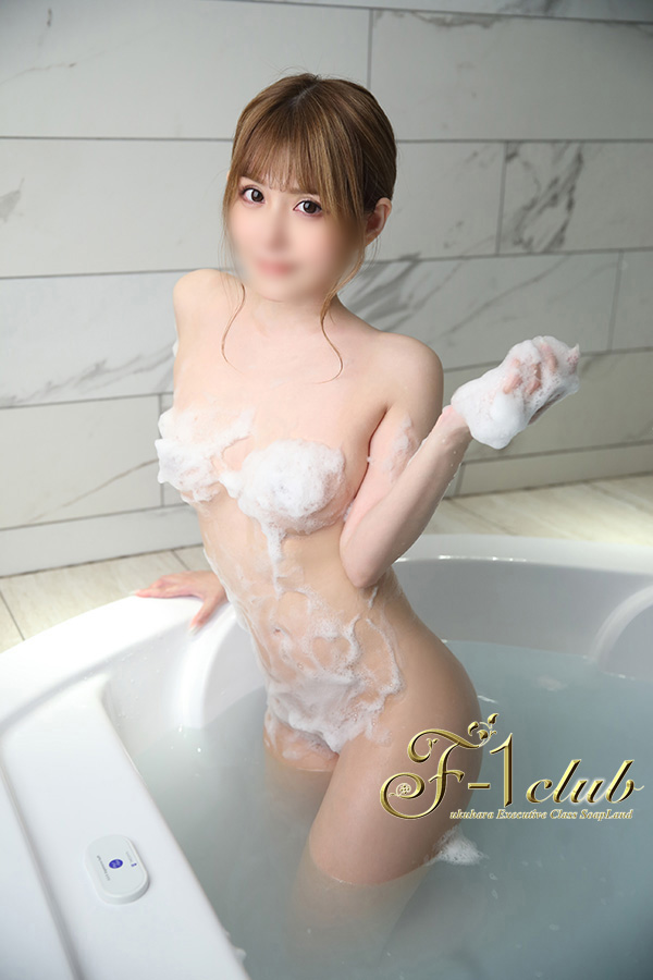 早坂　るり
